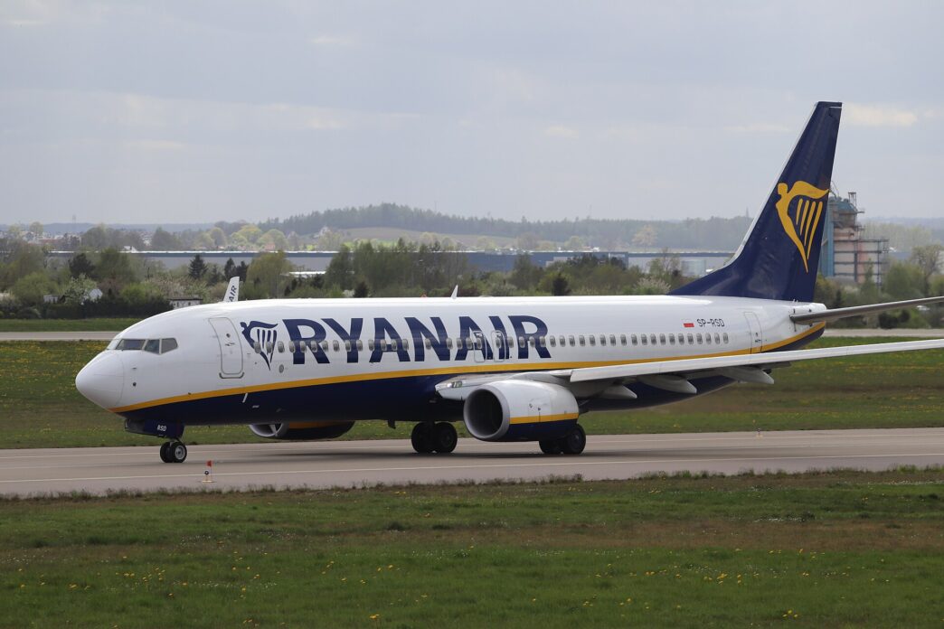 Boeing 737 spoločnosti Ryanair na odbavovacej ploche